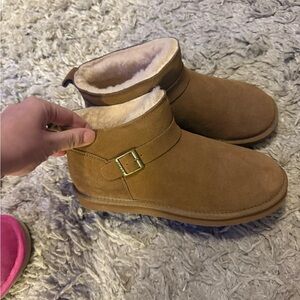 BearPaw Tan Winter Boots